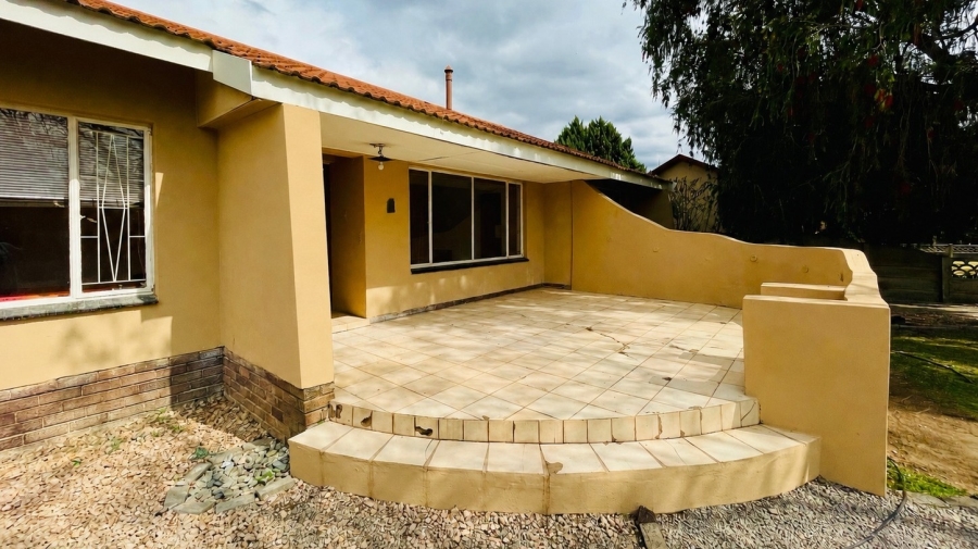 3 Bedroom Property for Sale in La Hoff North West